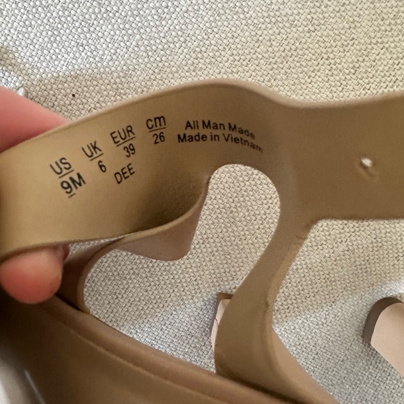 NATURALIZER Dee Platform Sandal, Size 9M in Excellent Condition! Never worn! - Picture 8 of 9